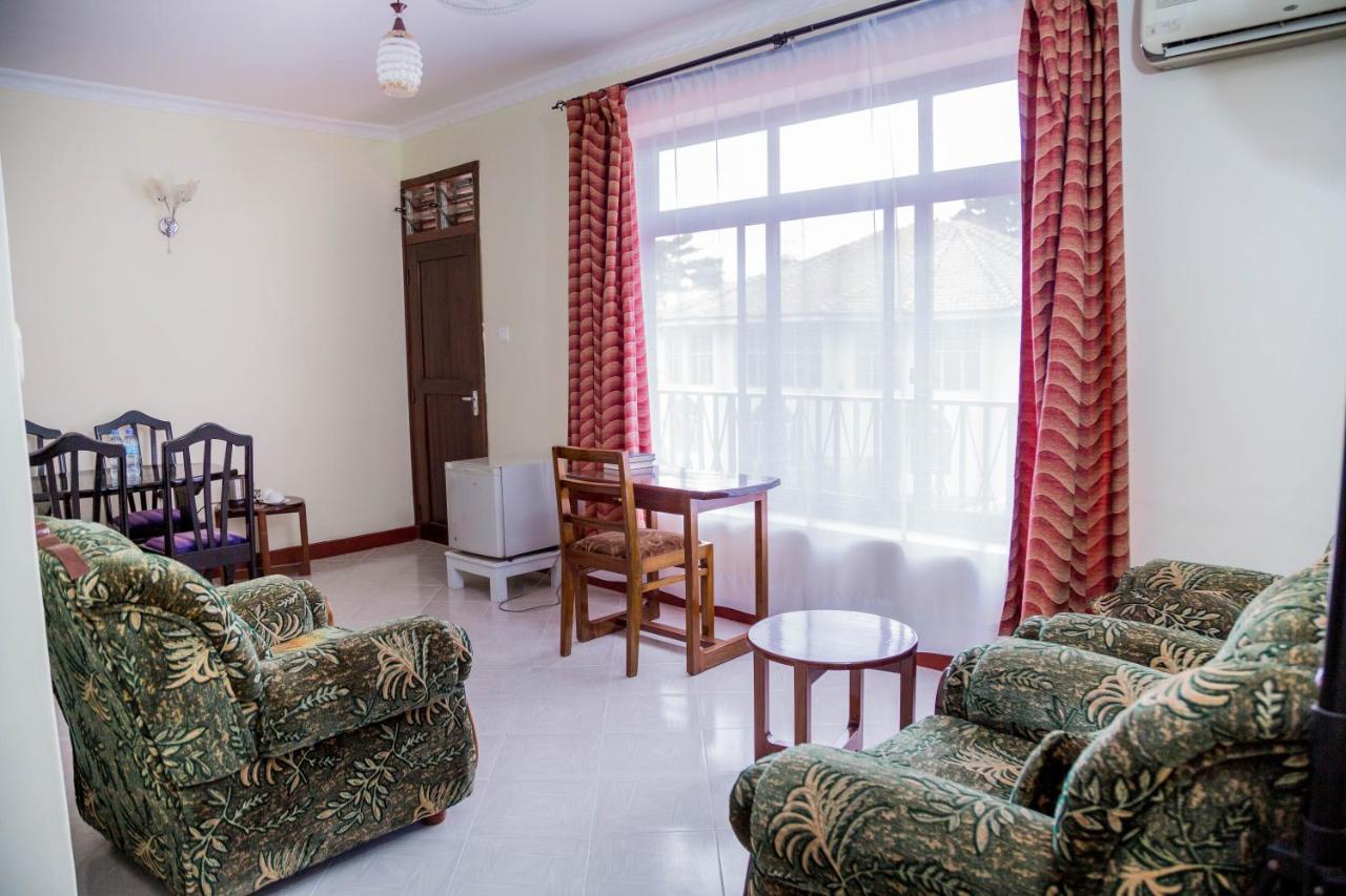 Kilimanjaro Crane Hotel Моши Екстериор снимка