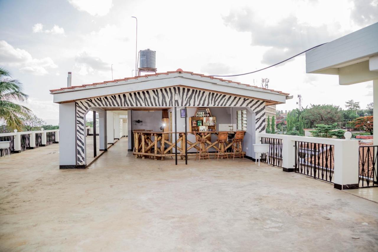 Kilimanjaro Crane Hotel Моши Екстериор снимка