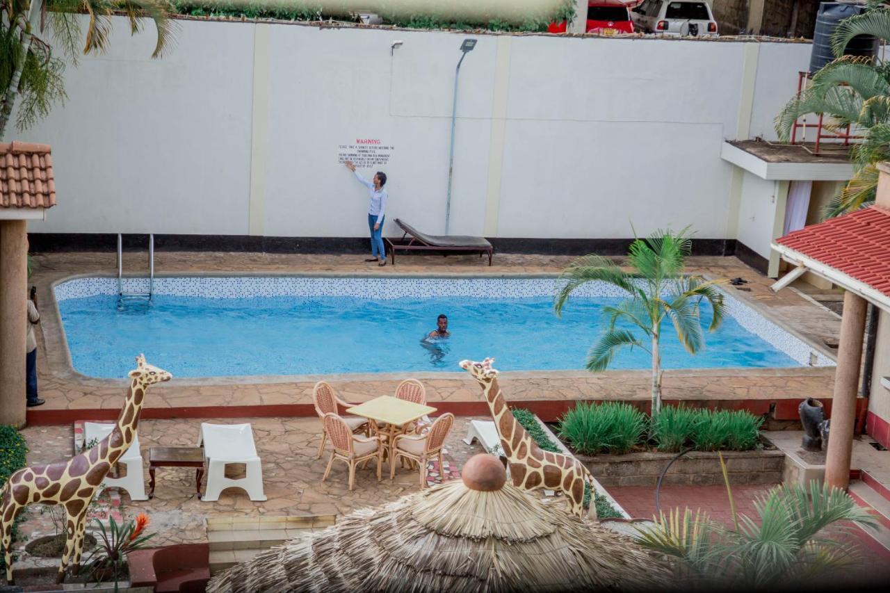 Kilimanjaro Crane Hotel Моши Екстериор снимка