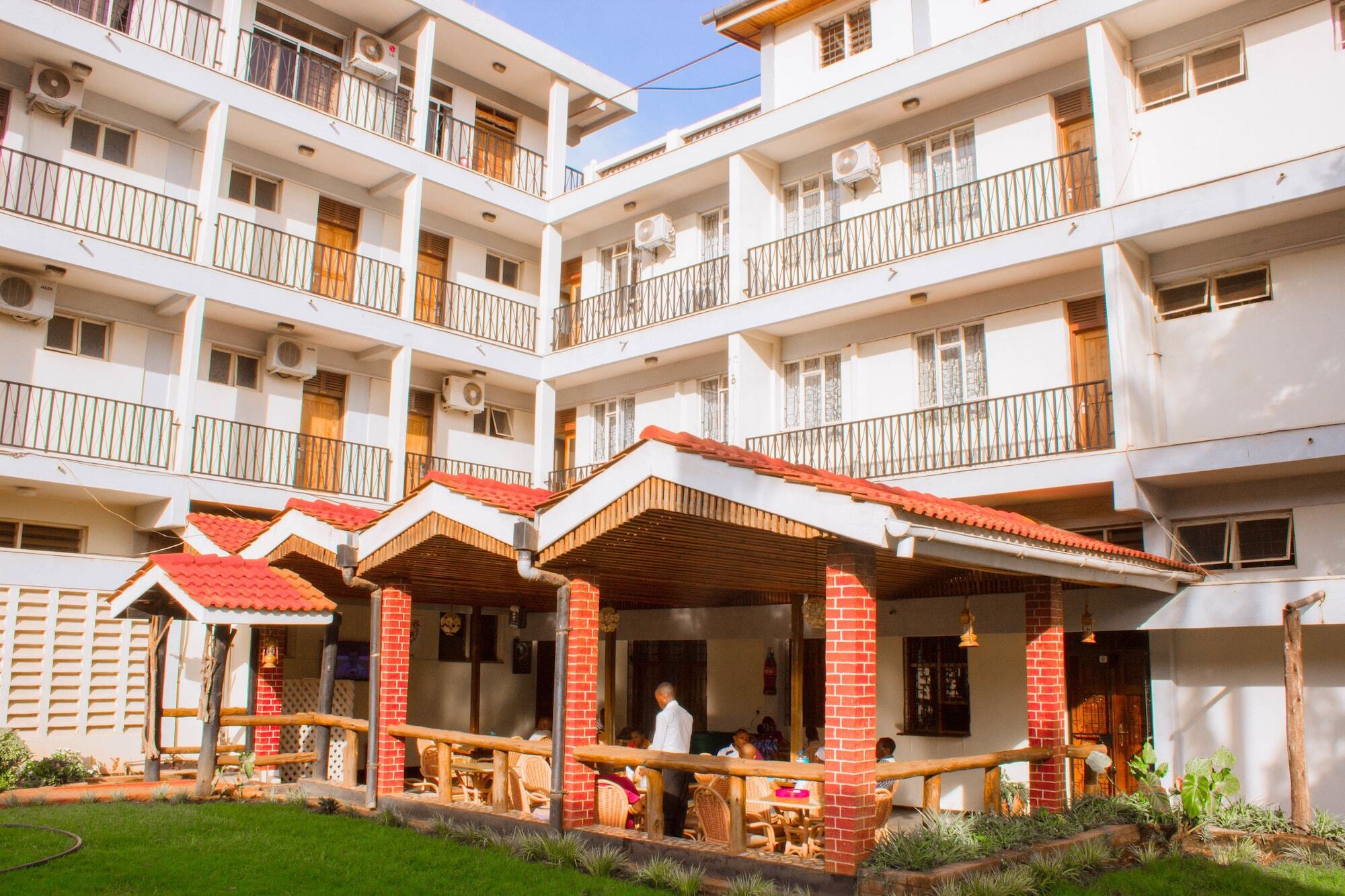 Kilimanjaro Crane Hotel Моши Екстериор снимка